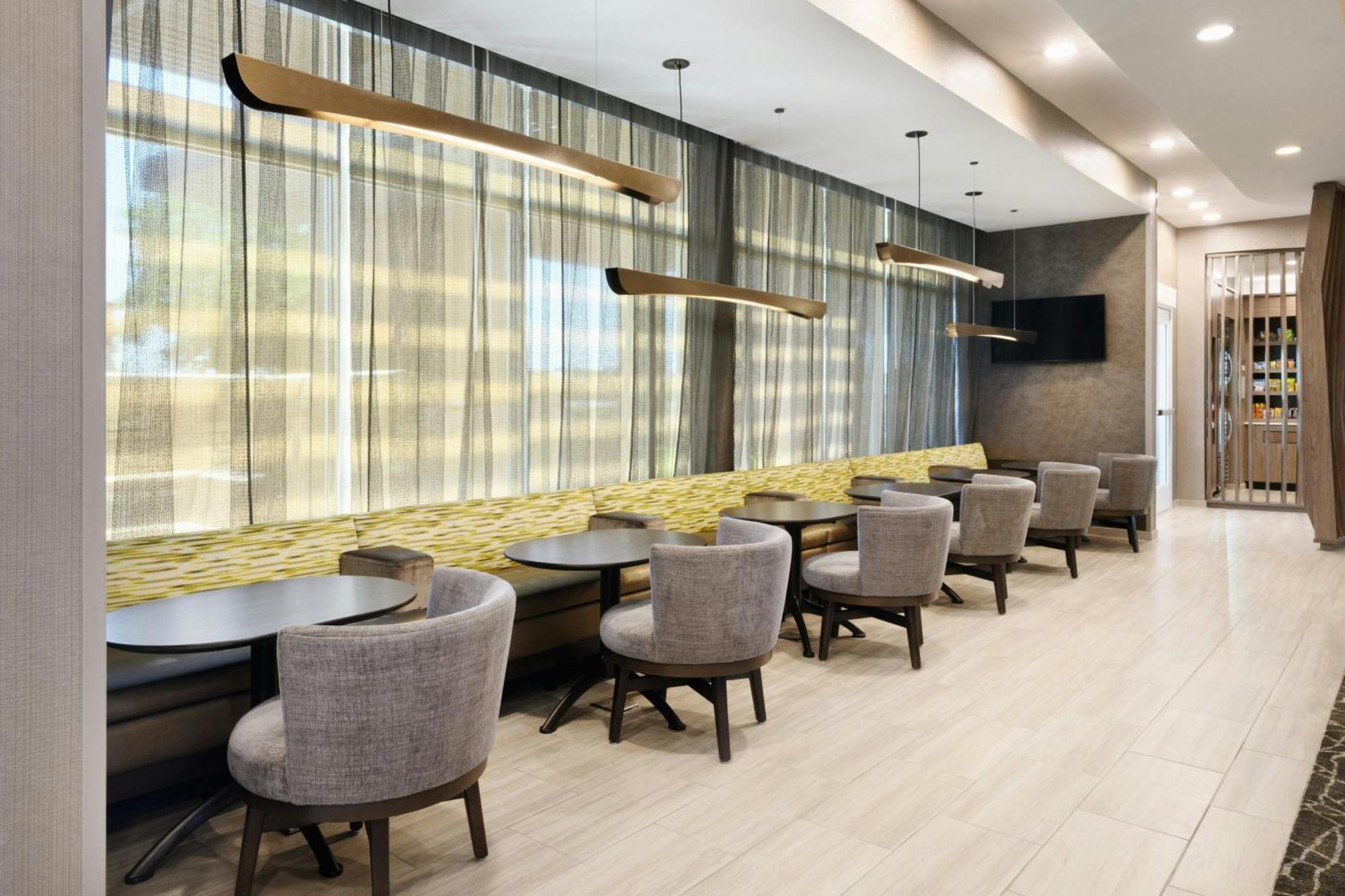 Springhill Suites By Marriott Dothan Exterior photo